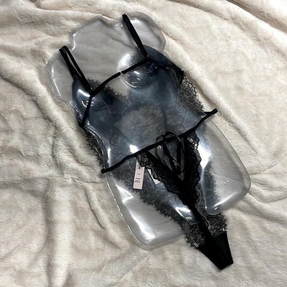 BNWT VICTORIA’S SECRET UNLINED CORDED BLACK LACE TEDDY LINGERIE SIZE LARGE - Picture 8 of 9